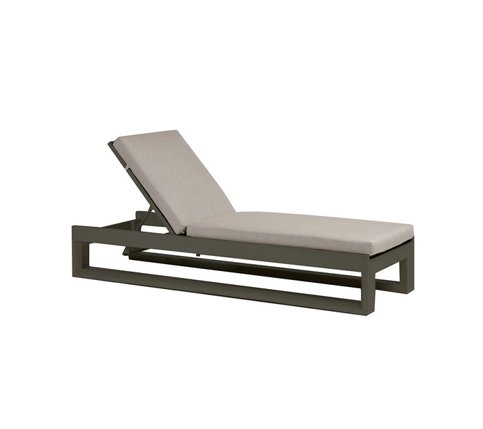 Element 5.0 Lounger (Gray)