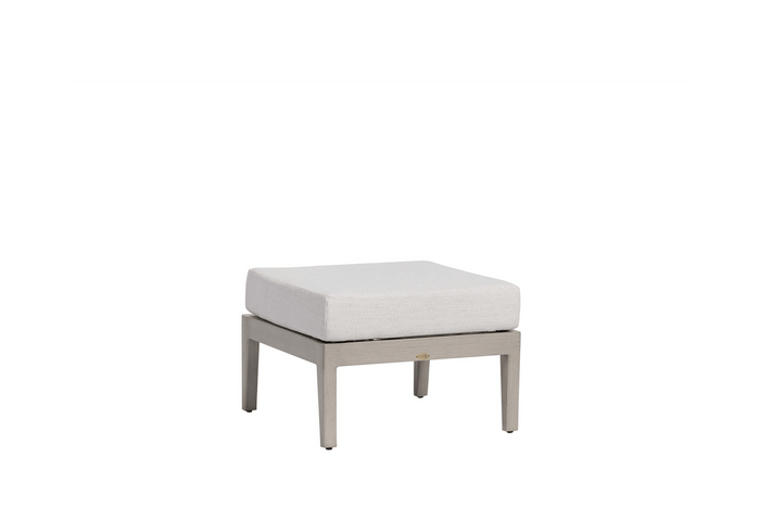 Lucia Ottoman (Pearl)